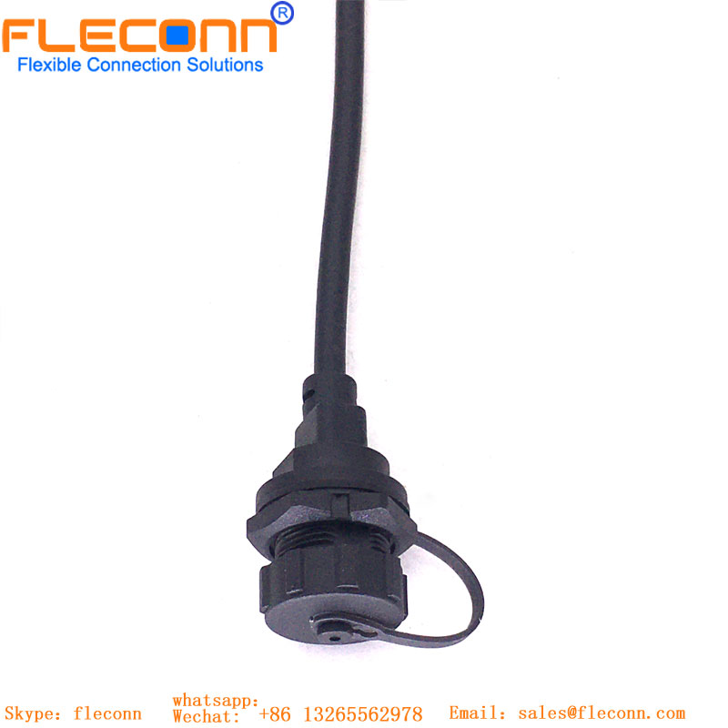 USB 3.0 Flush Panel Mount Extension Cable USB 3.0 Flush Panel Mount Extension Cable